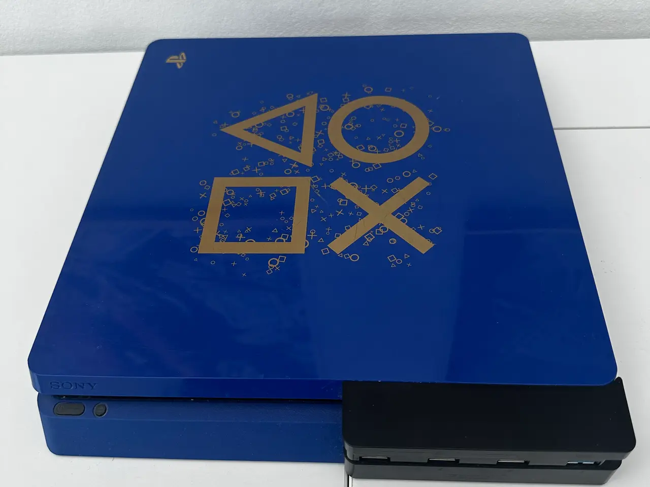Billede 2 - Playstation 4 SLIM Special Edition