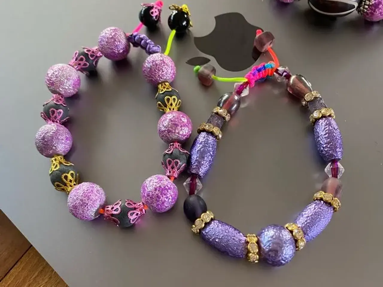 Billede 7 - Nye knyttede armbånd