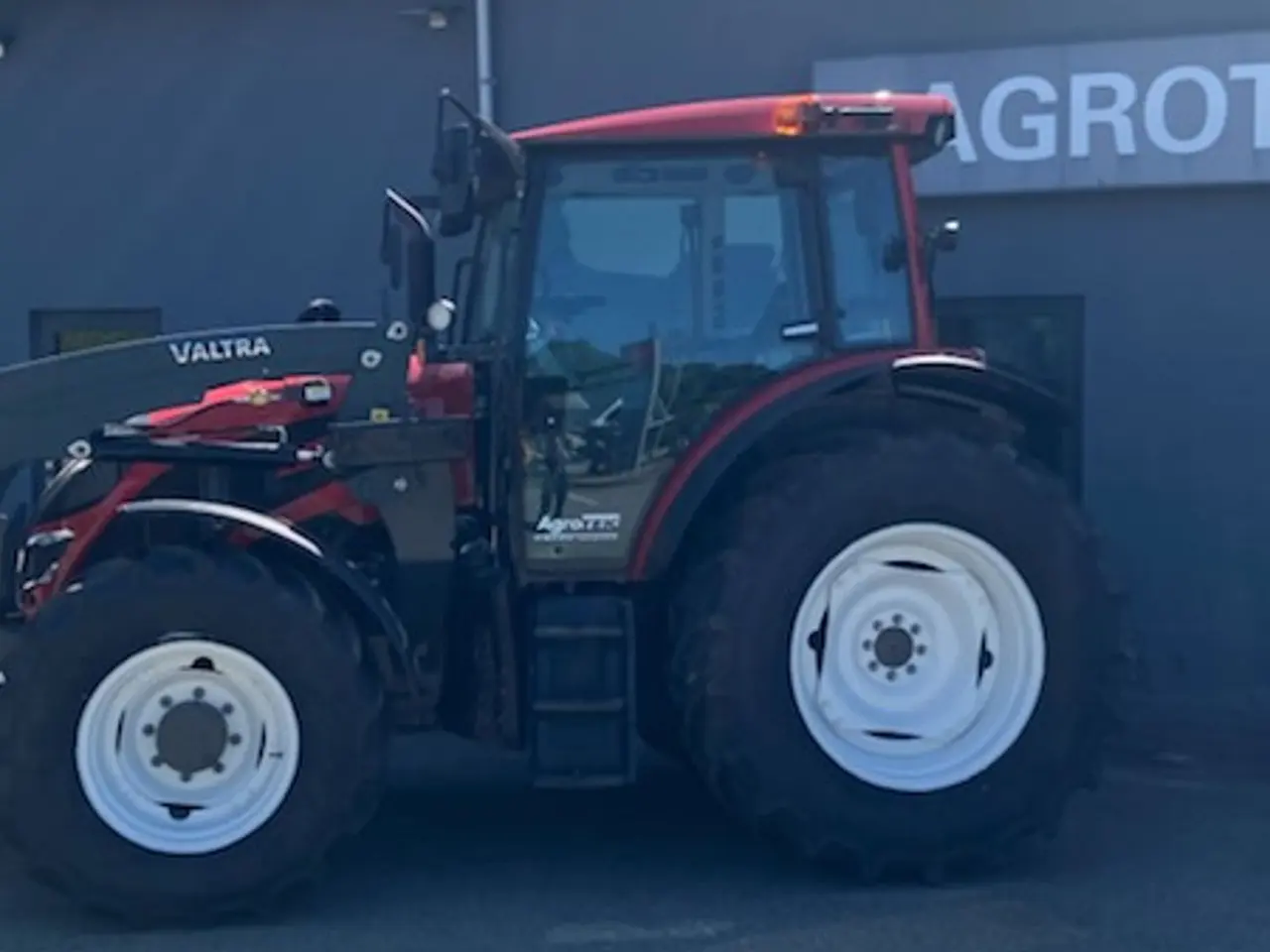 Billede 3 - Valtra A115 H4