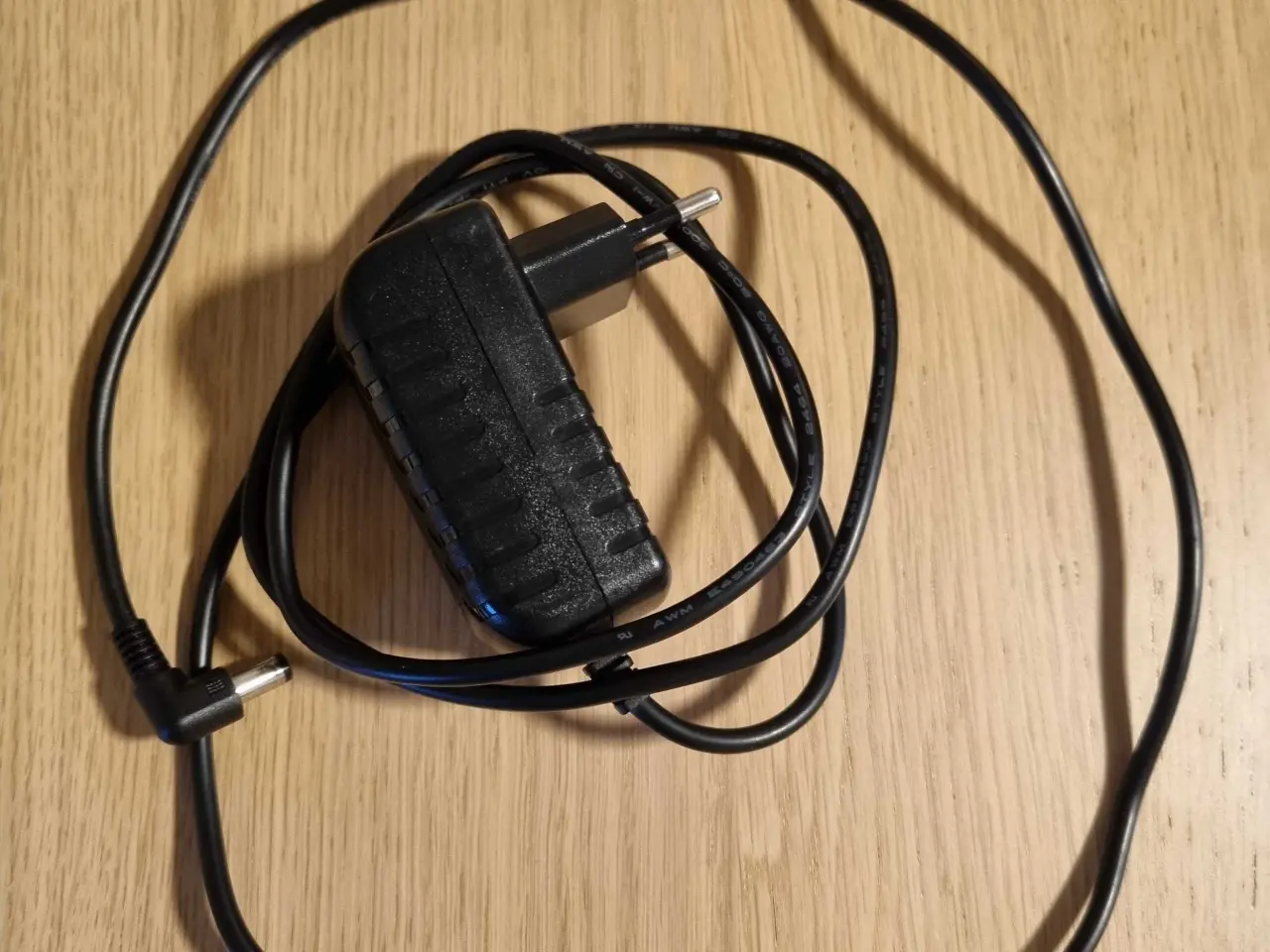 Billede 3 - Strømforsyning til guitarpedaler