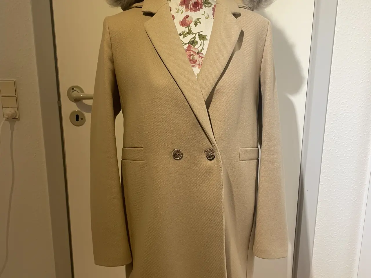 Billede 1 - Massimo Dutti - frakke