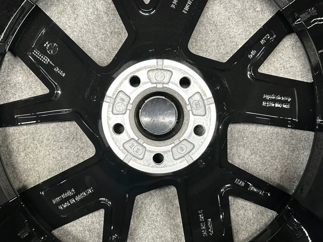 Billede 9 - VW TOUAREG III BRAGA 760 20 9J x 20" 5x112 ET 33