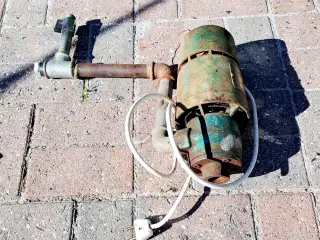 Universal vandpumpe