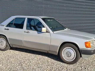 Mercedes-Benz 190 E 2,0 122HK Aut.