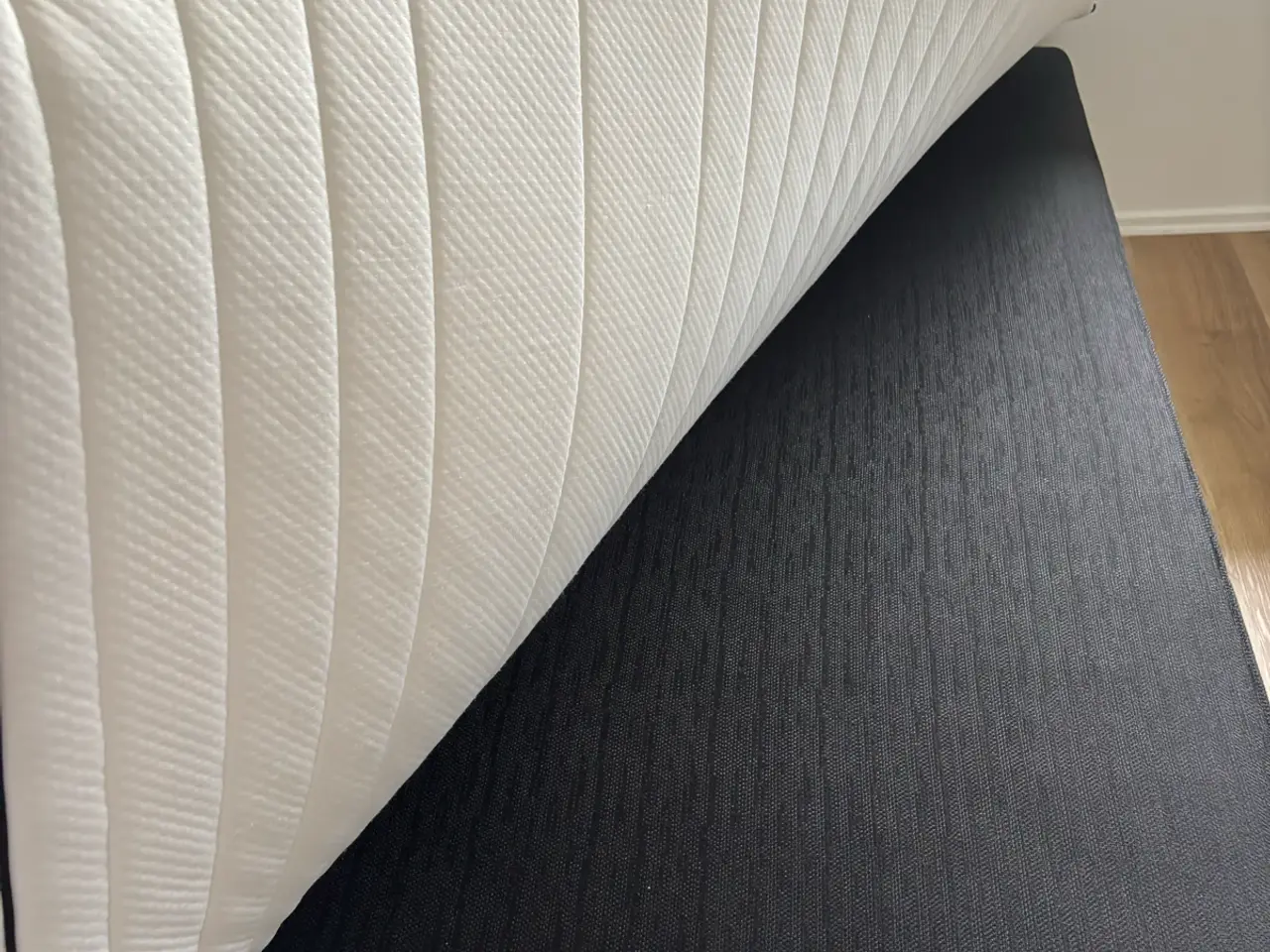 Billede 4 - Jysk Gold B30 seng 90x200