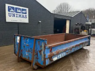 5m container