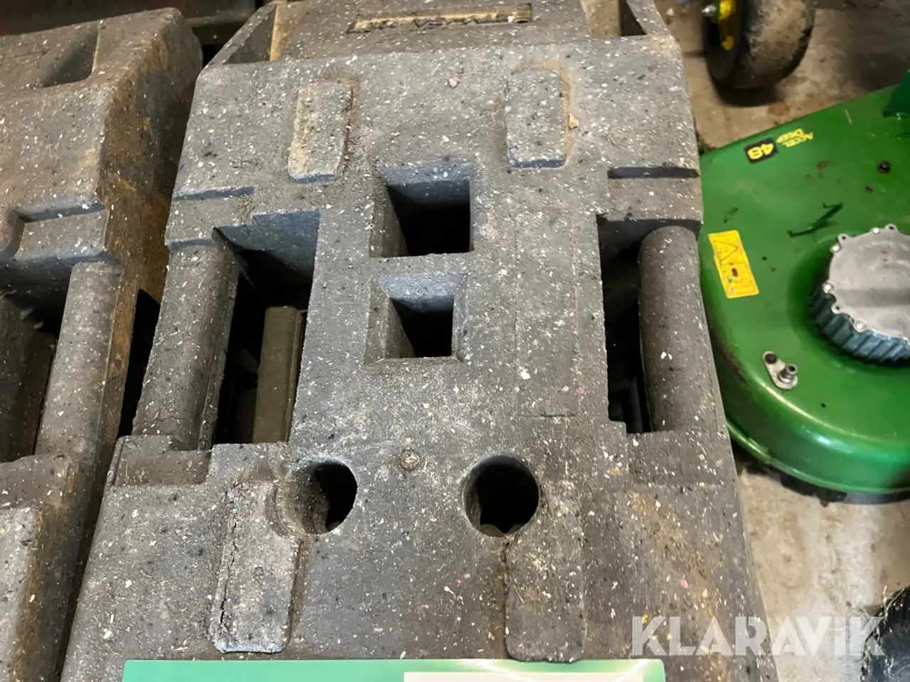 Billede 8 - Skiltefødder Nissen K1 og Müba 26 styk assorteret