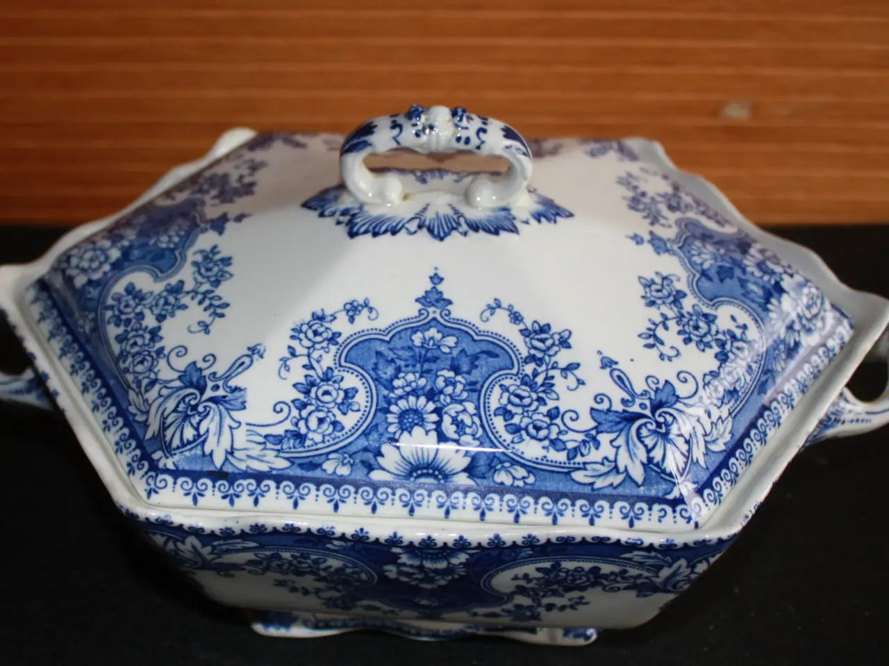Billede 1 - Lågfad fra Stanley Pottery, England