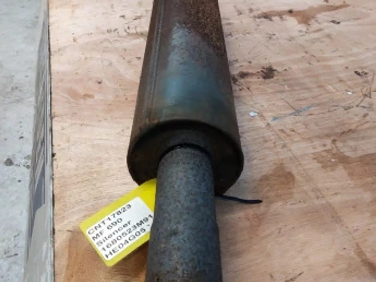 Billede 6 - Massey Ferguson 690 Lyddæmper 1680523M91