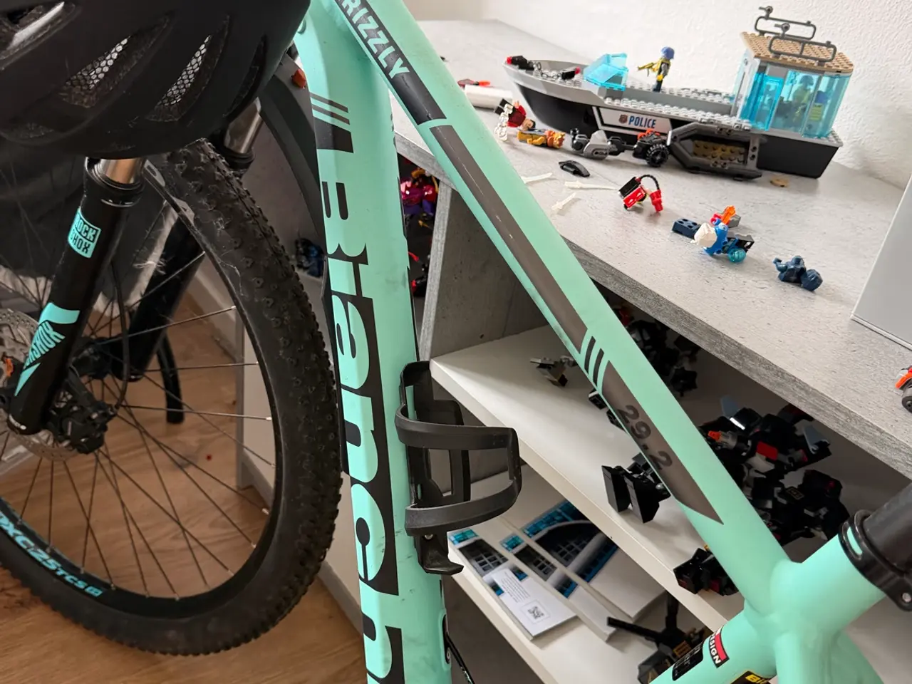 Billede 2 - Grizzly Bianchi mountainbike 