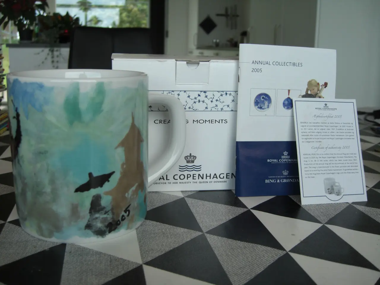 Billede 5 - Store Royal Copenhagen årskrus 1990,