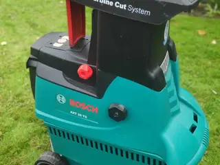 AXT 25 Tc kompostkværn fra Bosch