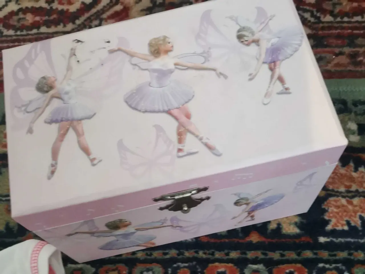 Billede 3 - Pakke med nattøj og smykkeskrin 5 kr ialt 🌸