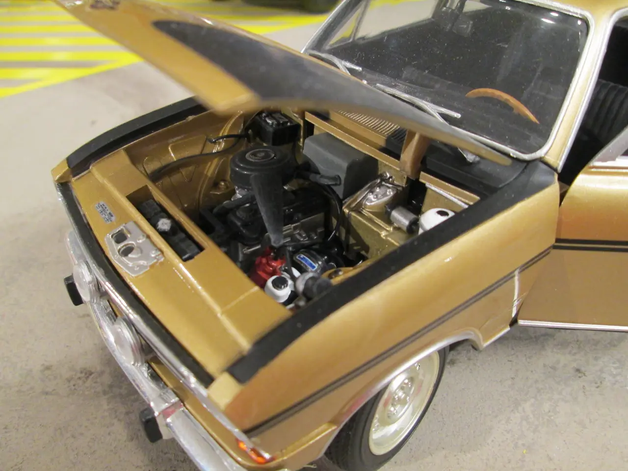 Billede 5 - Opel Kadett B 1900 Revell 1:18