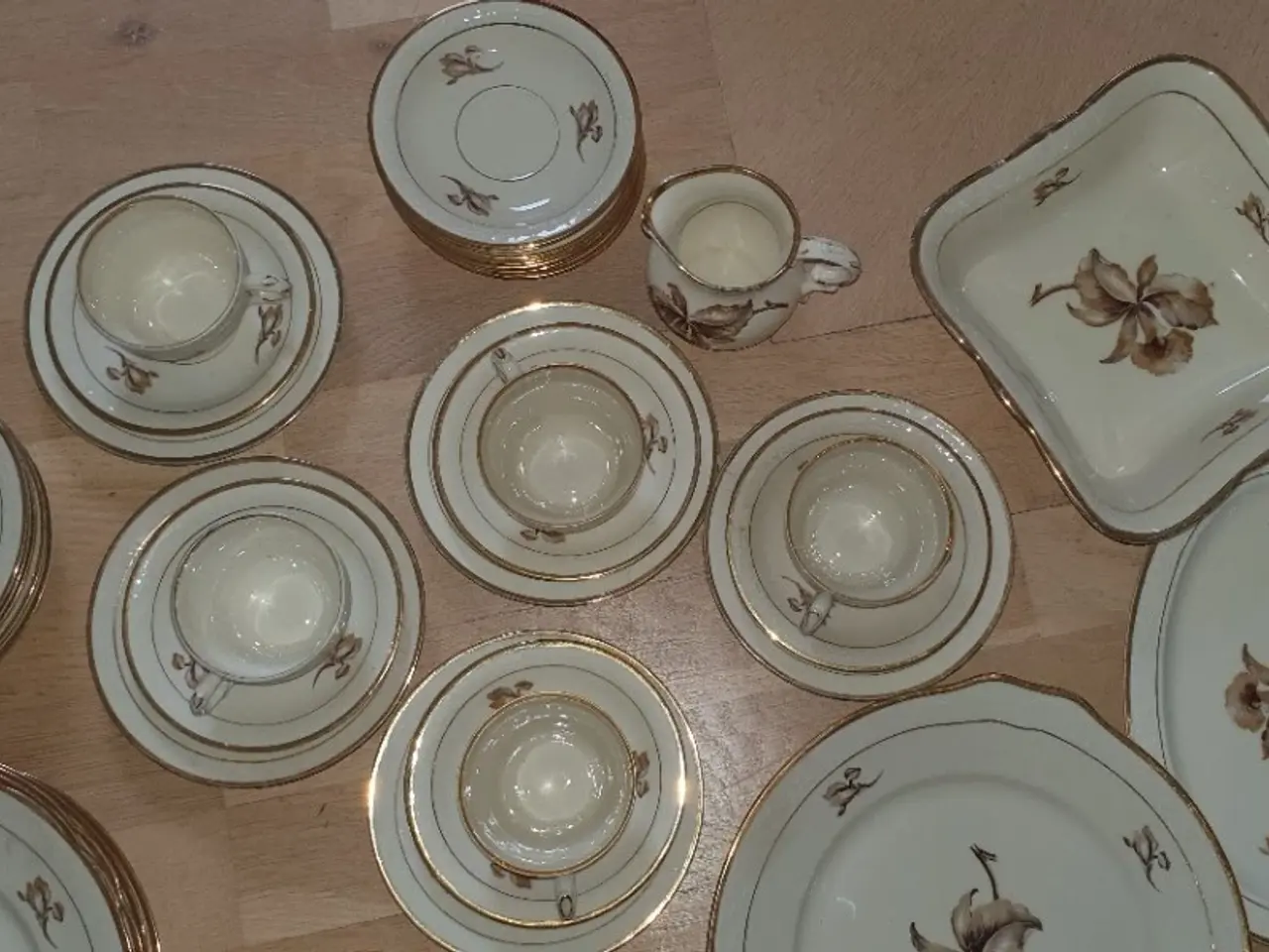 Billede 4 - Porcelæn service	
