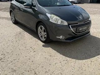 Peugeot 208 1,6 e-HDi 114 Allure