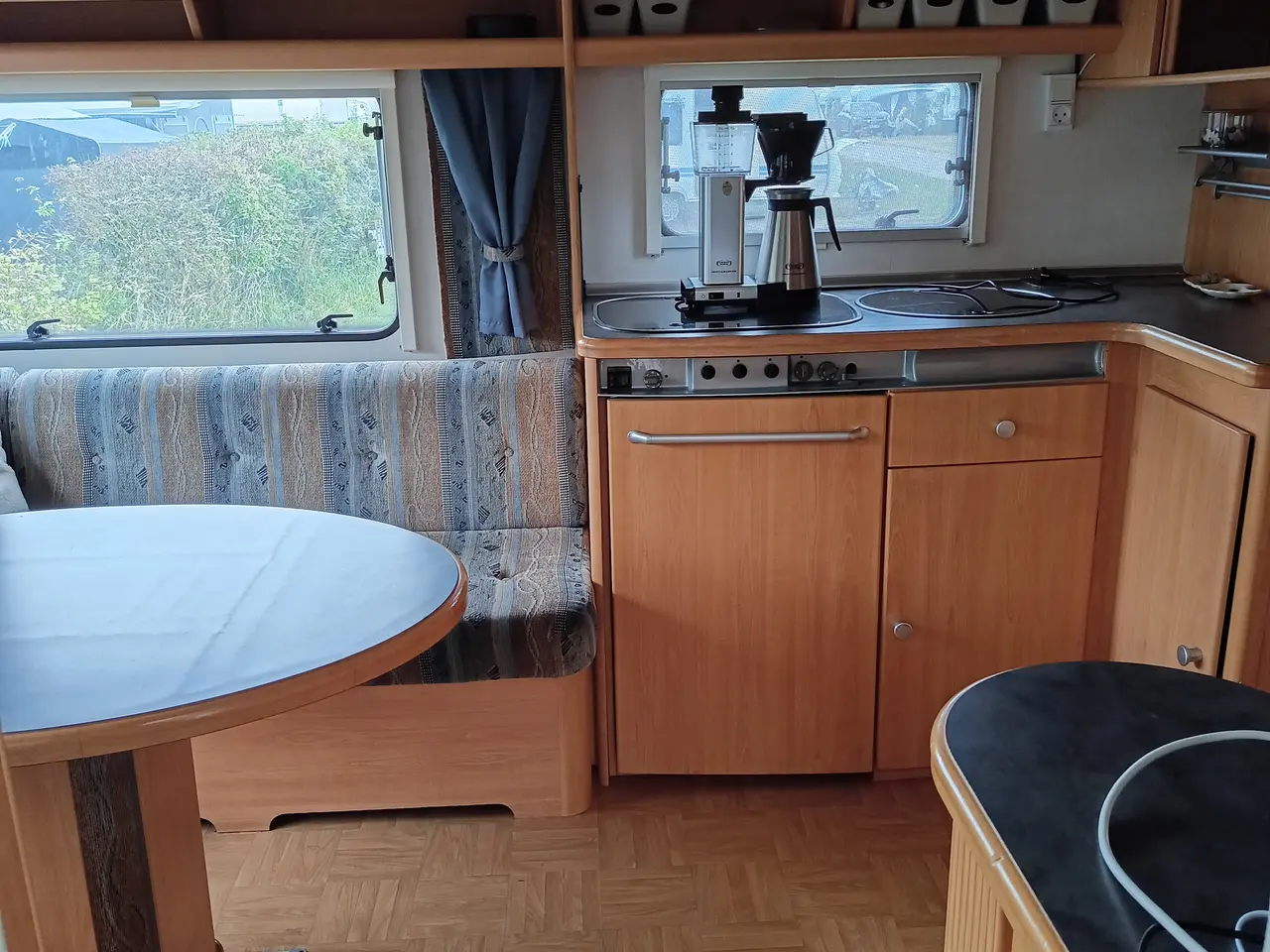 Billede 2 - LMC Casa Familia 720 RDK – 2009 campingvogn