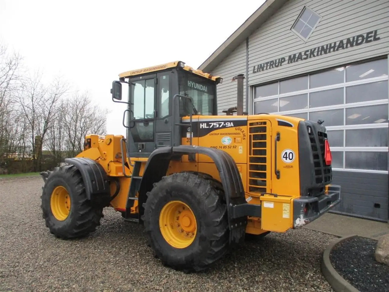 Billede 8 - Hyundai 757-9A med 620/75R26 traktor hjul montering på