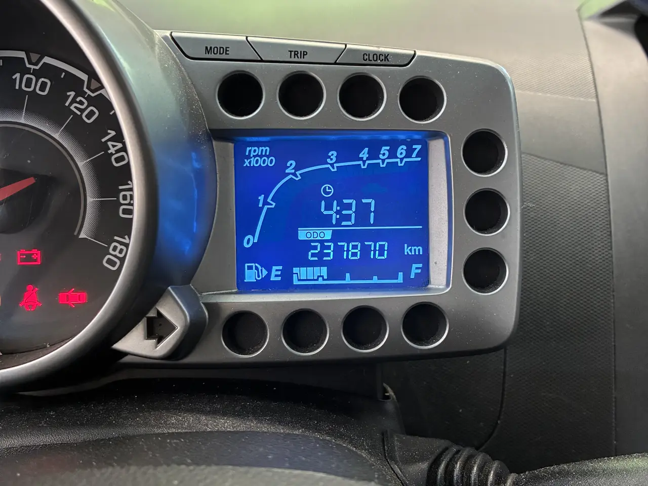 Billede 4 - Velholdt Chevrolet spark