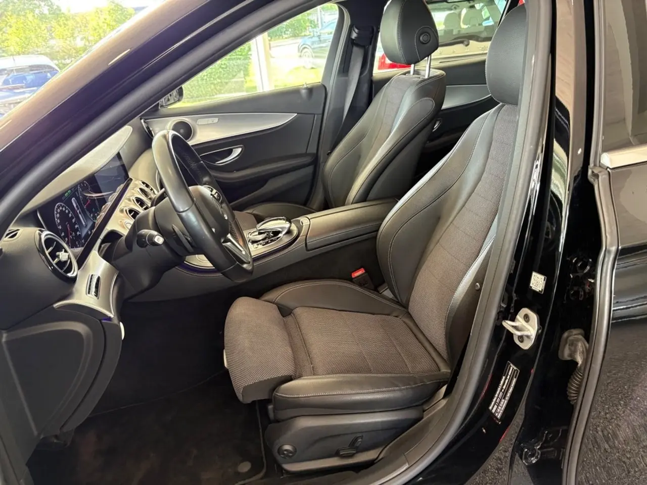 Billede 7 - Mercedes E300 de 2,0 Avantgarde stc. aut.