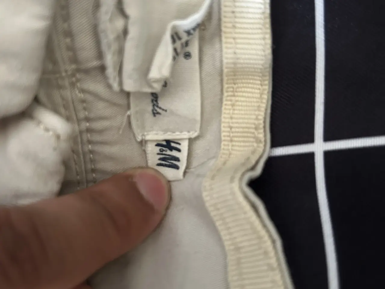 Billede 3 - H&M, Cream bukser, M