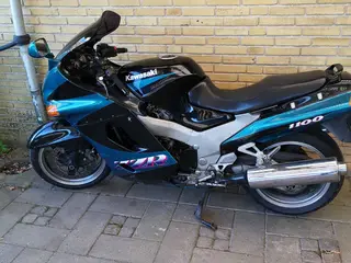 Kawasaki zzr1100 