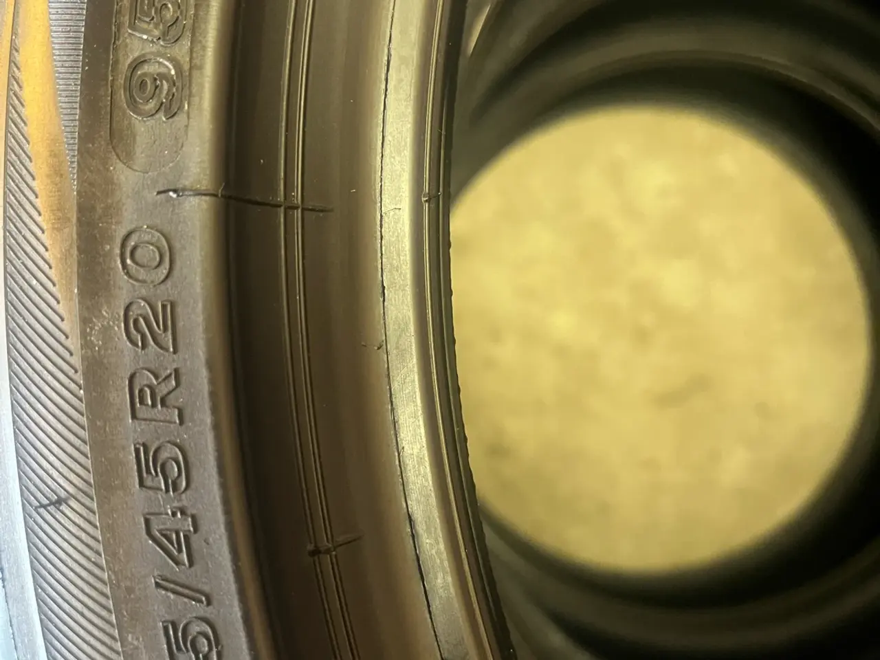 Billede 2 - Nye 215-45-20 Sommerdæk Bridgestone.
