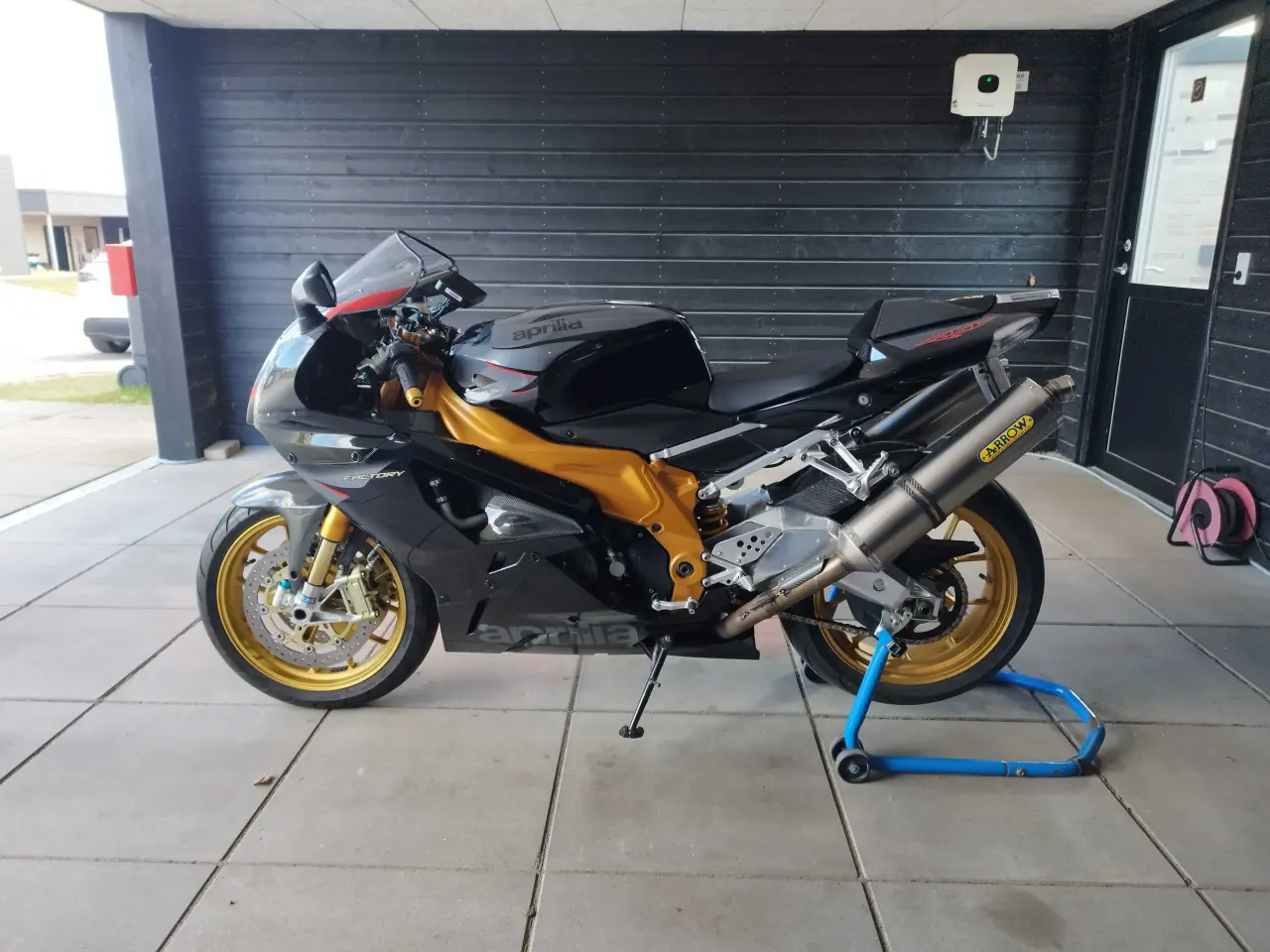 Billede 6 - Aprilia RSV 1000 RR Factory 