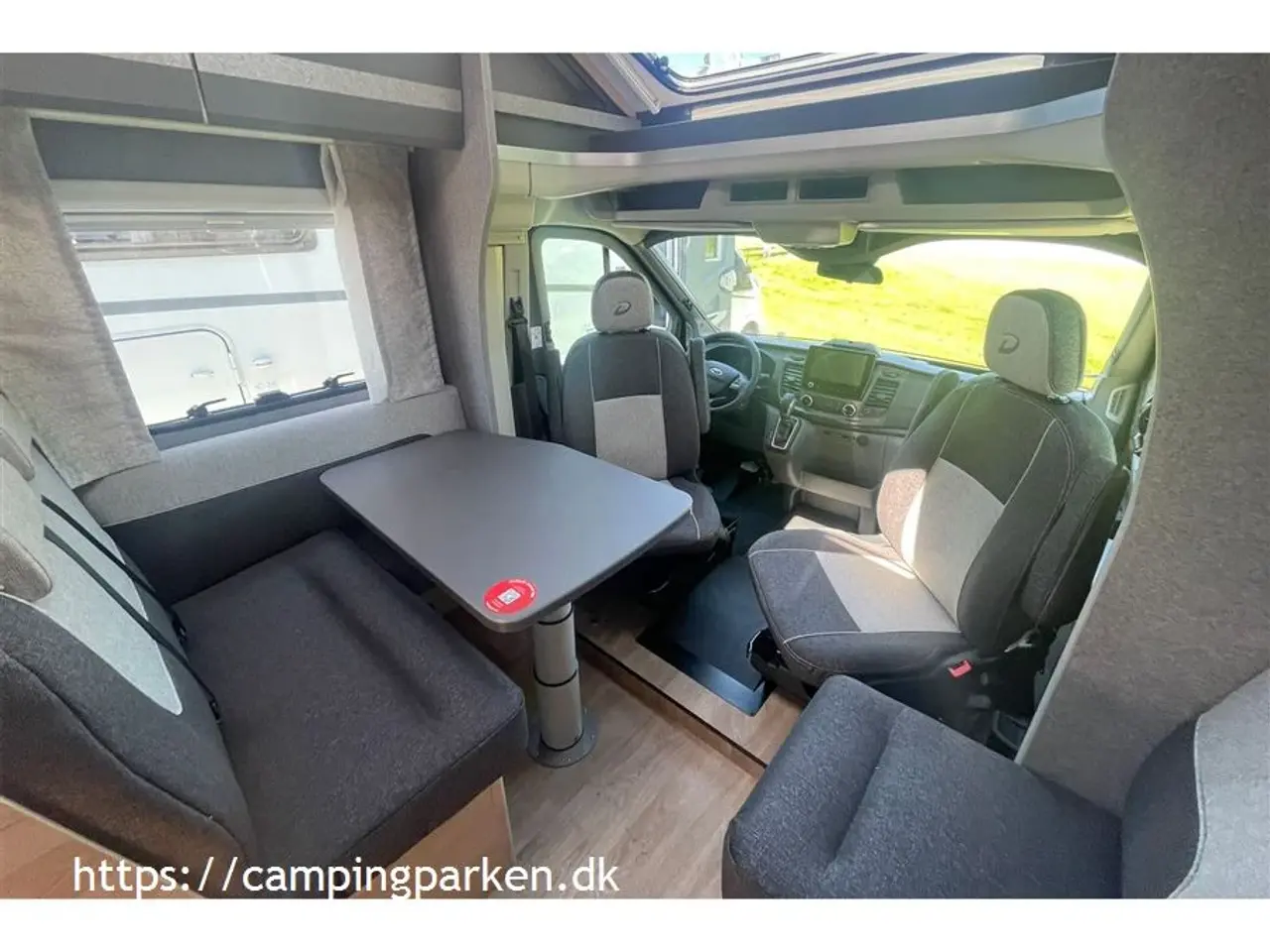 Billede 5 - 2024 - Dethleffs Just GO T7055 EB Lækker Dethleffs autocamper med enkeltsenge, automatgear og masser af udstyr
