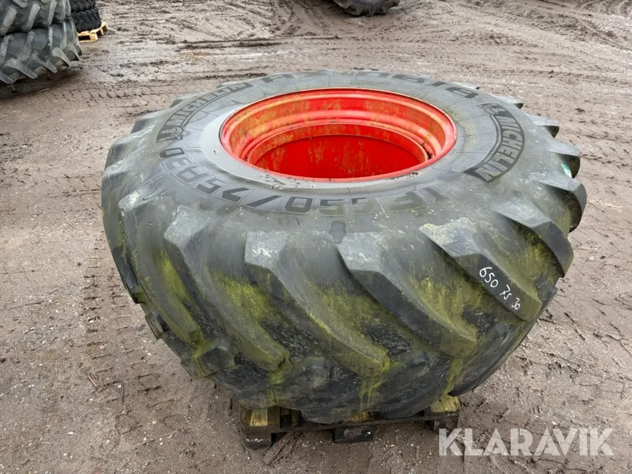 Billede 3 - Michelin 650/75-30 tvillinghjul schaad fælge