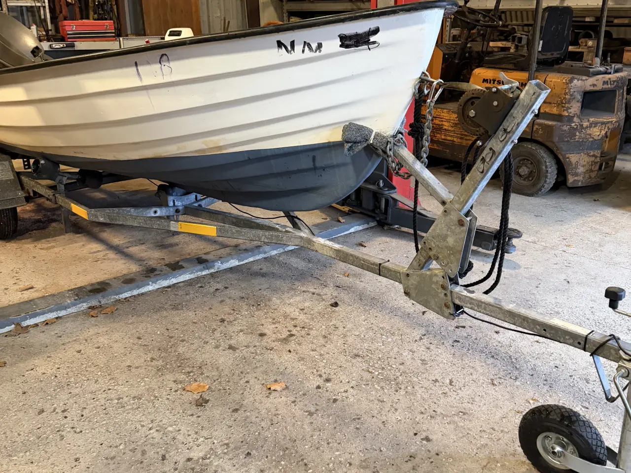 Billede 2 - jolle med trailer og 2 påhængsmotor