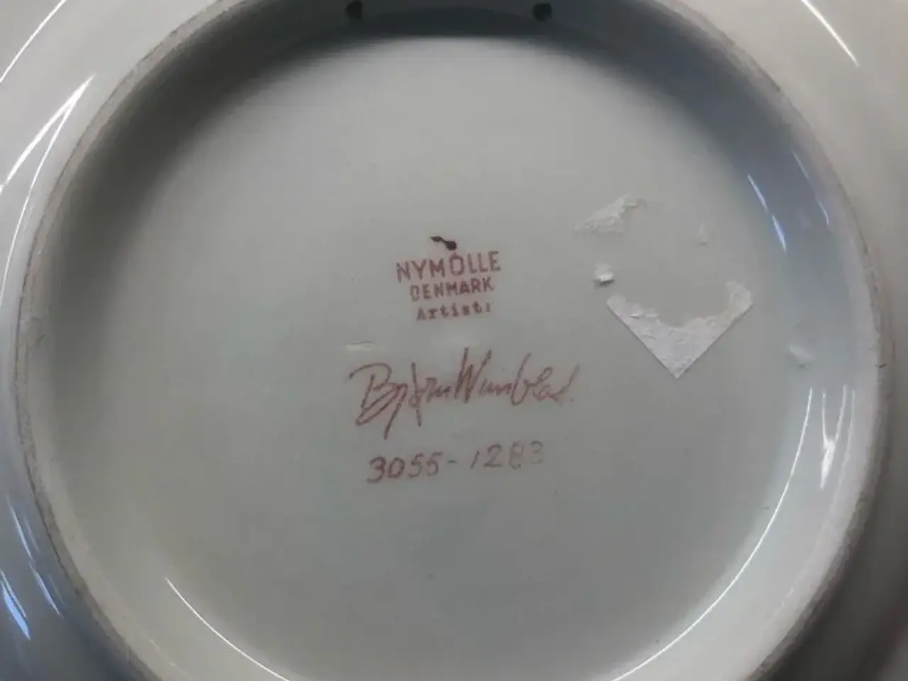 Billede 2 - Retro Wiinblad platte fra Nymølle i rød