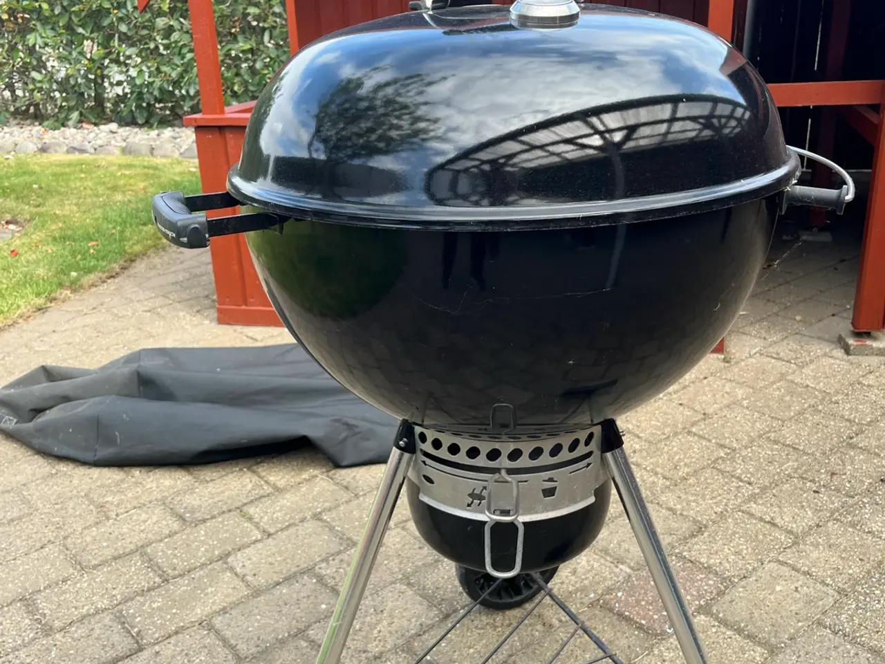 Billede 2 - Weber kuglegrill med tilbehør 
