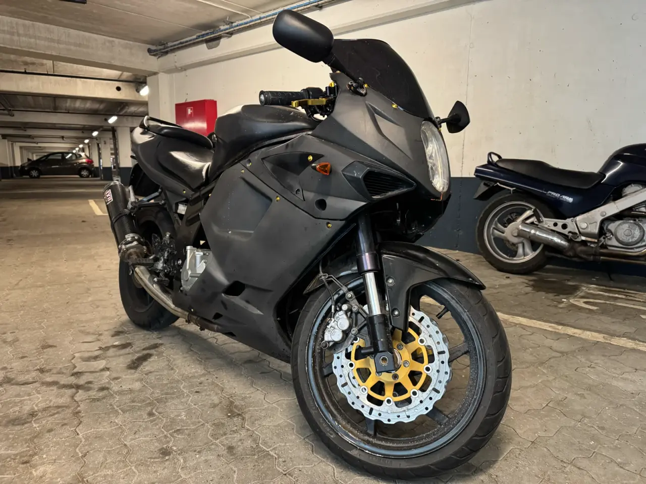 Billede 1 - Hyosung GT650r