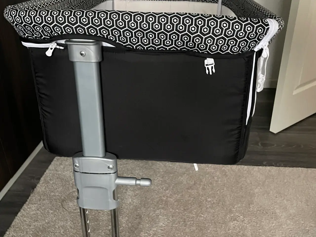 Billede 1 - BEDSIDE SENG 
