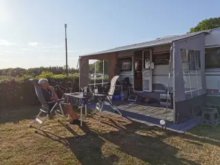 Fiamma posemarkise 4,20 med 2 sider og front