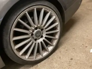 Bmw 19`` Fælge med dæk ( sommer )