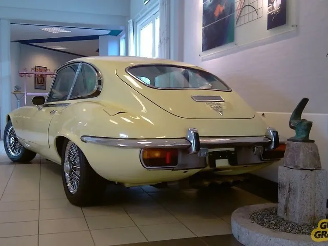 Billede 19 - The Most Wanted Car in the World Jaguar E-Type V12