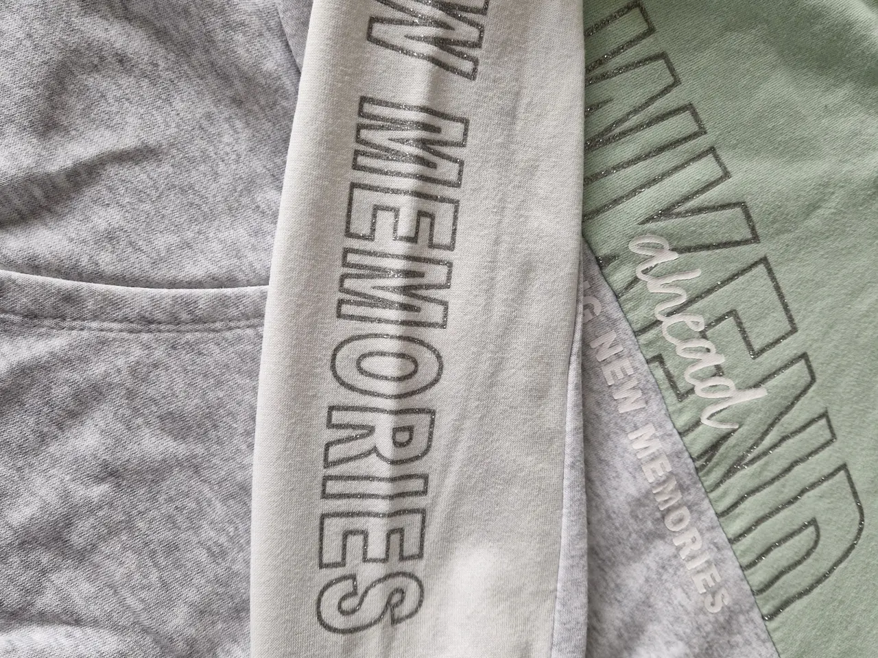 Billede 3 - Hoodie str 170