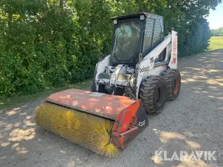 Minilæsser Bobcat 853 med tilbehør