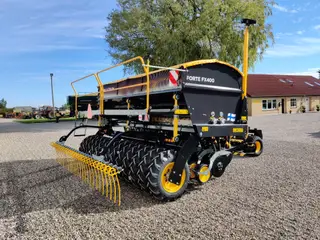 MULTIVA Forte FX400 - Kun sået 800 ha.