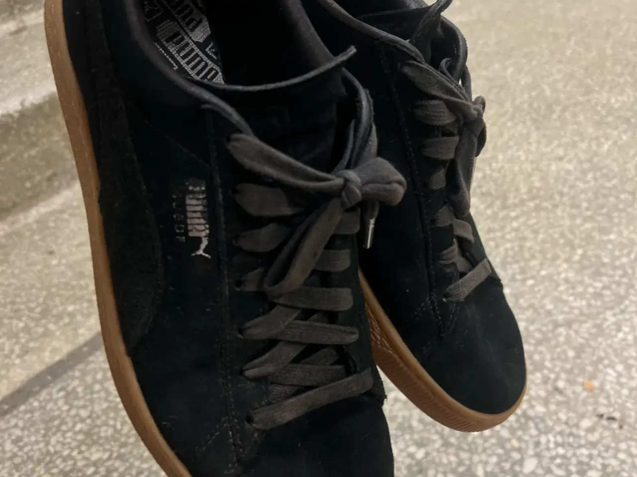Billede 6 - Puma sneakers str 43 sorte med brun sål