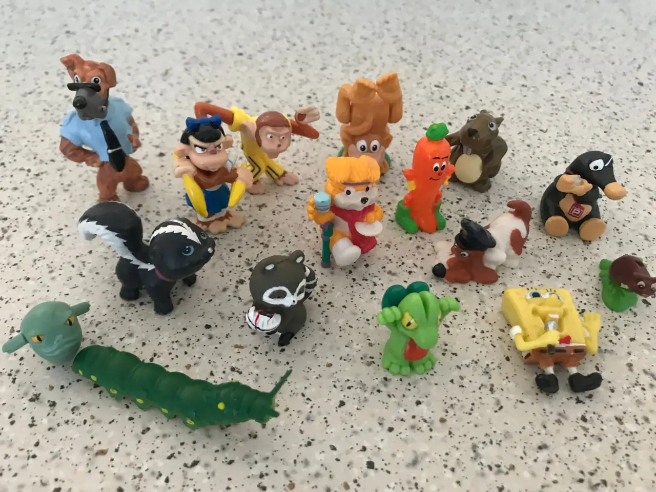 Billede 1 - MINIfigur (16 stk). Perfekt til Julekalender.