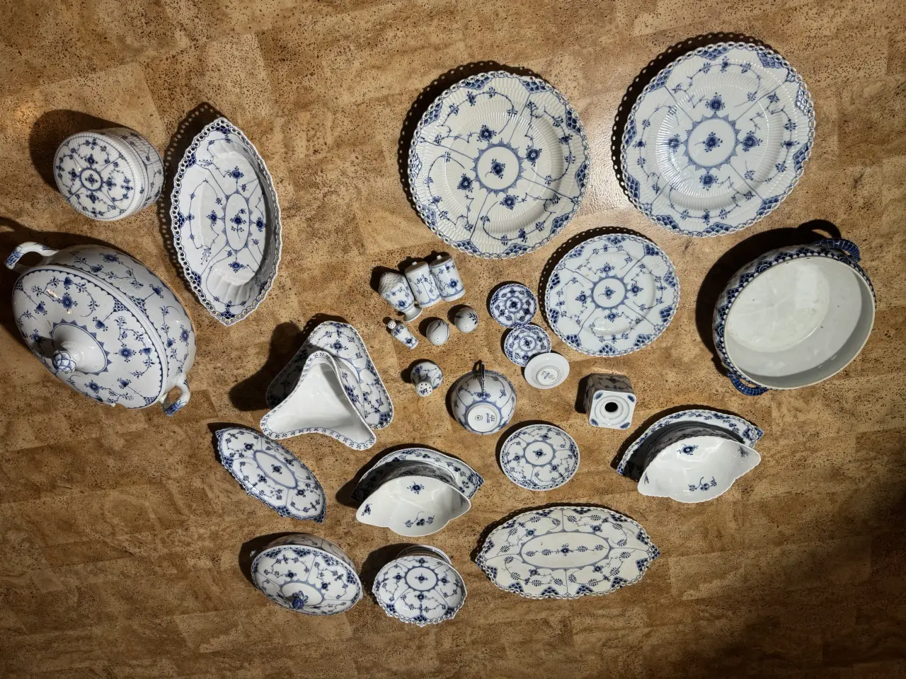 Billede 4 - Musemalet porcelæn sælges
