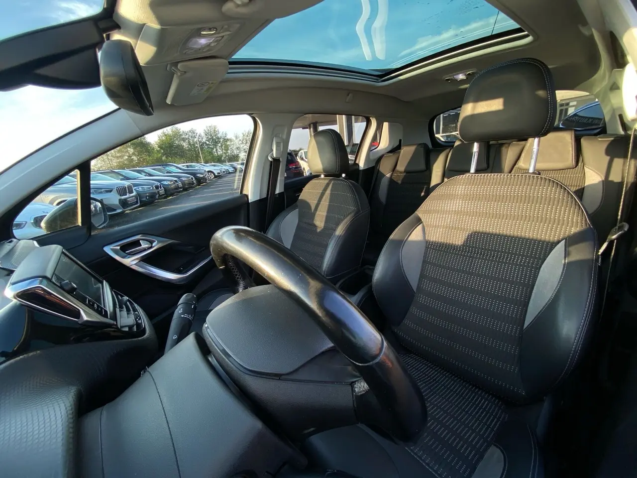 Billede 10 - Peugeot 2008 1,2 e-THP Desire Sky 110HK 5d