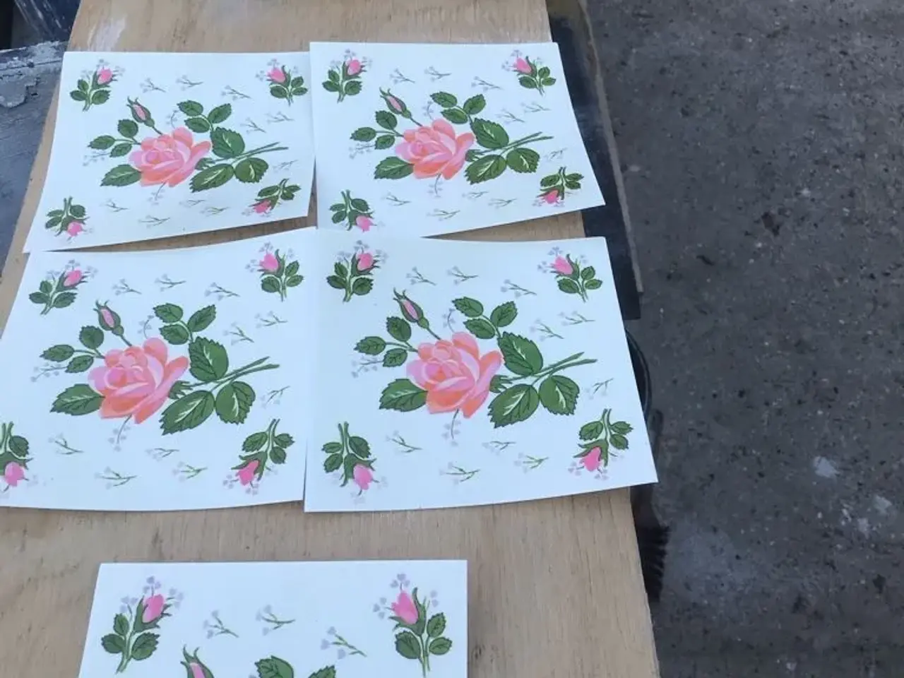 Billede 3 - 15x15 blomsterbilleder til at lime på 15x 15 flise
