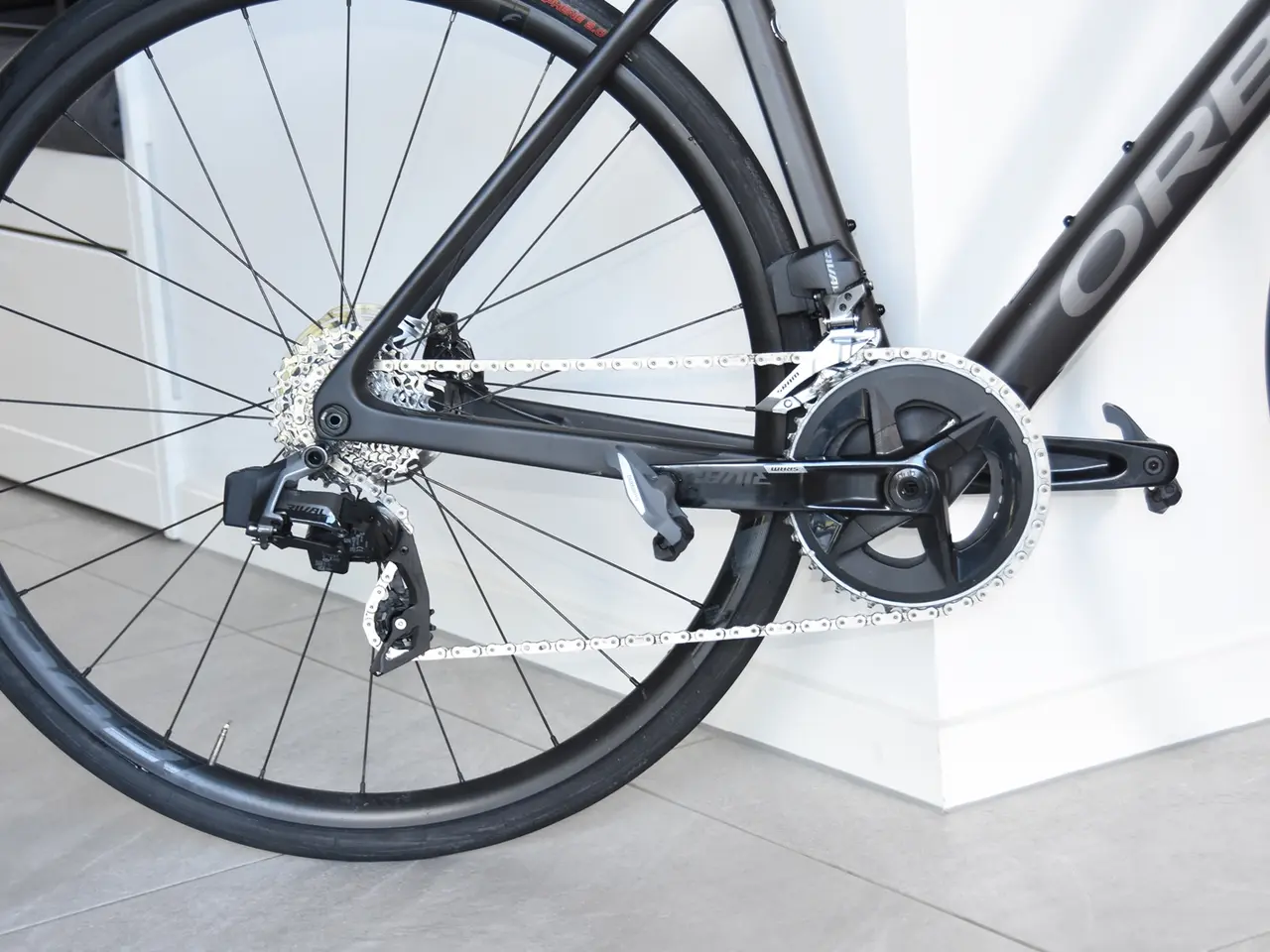 Billede 9 - næsten ny carbon racercykel