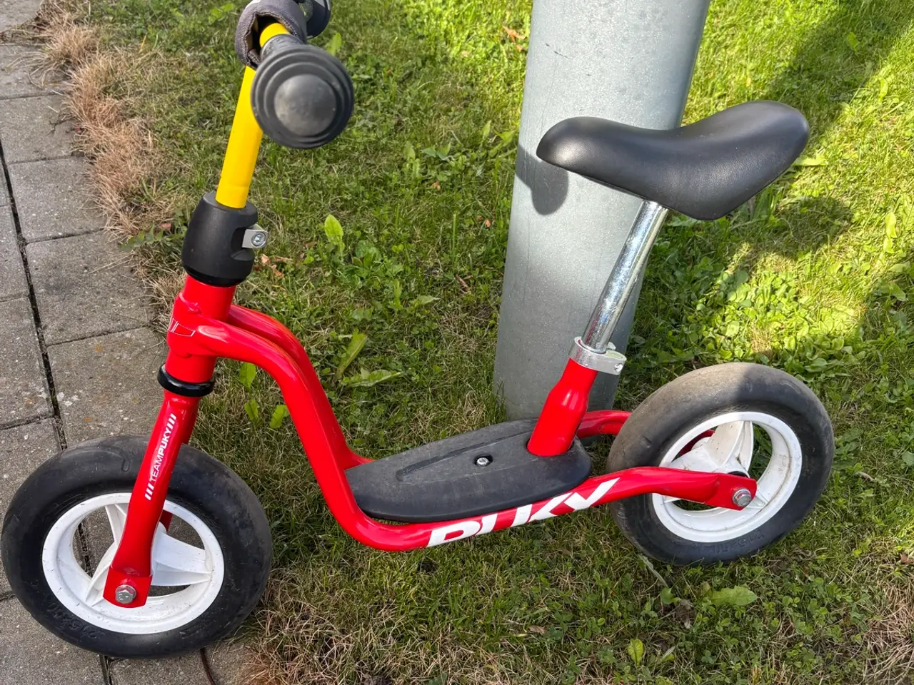 Billede 2 - Fin løbecykel