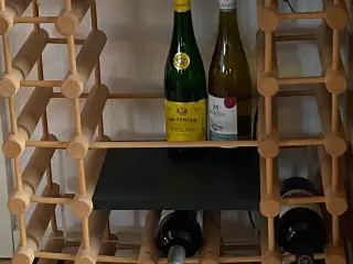 Købes Bodrum vinreol magen til billedet