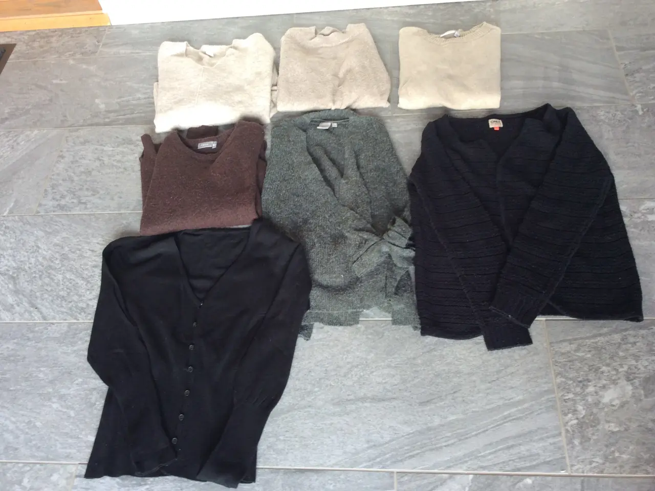 Billede 2 - Ung pige/kvindetøj str xs/34-s/36, fra 20 kr stk